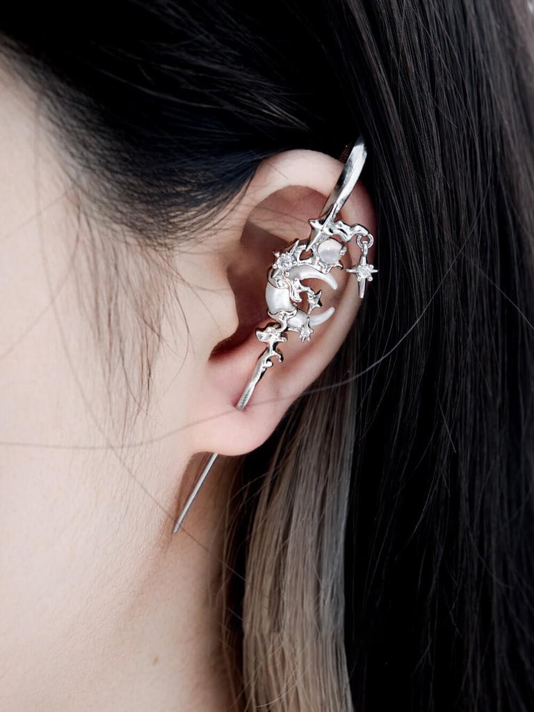 MYTH OF THE MOON Ear Hook Needle Piercing Earring