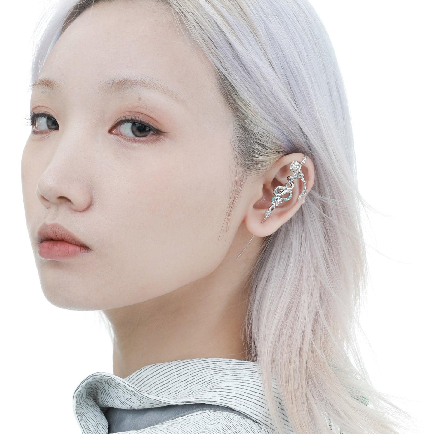 Frozen Serpent Girl Needle Piercing Earring - 1ST XULIE